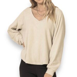 Urban Outfitters Cream off white V Neck oversized pullover size small